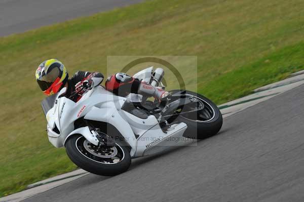 Motorcycle action photographs;Trackday digital images;Ty croes;anglesey;anglesey photographs;event digital images;eventdigitalimages;no limits trackday;peter wileman photography;trac mon;trackday;trackday photos