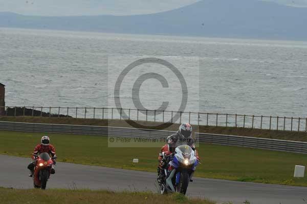Motorcycle action photographs;Trackday digital images;Ty croes;anglesey;anglesey photographs;event digital images;eventdigitalimages;no limits trackday;peter wileman photography;trac mon;trackday;trackday photos