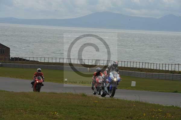 Motorcycle action photographs;Trackday digital images;Ty croes;anglesey;anglesey photographs;event digital images;eventdigitalimages;no limits trackday;peter wileman photography;trac mon;trackday;trackday photos