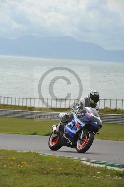 Motorcycle action photographs;Trackday digital images;Ty croes;anglesey;anglesey photographs;event digital images;eventdigitalimages;no limits trackday;peter wileman photography;trac mon;trackday;trackday photos