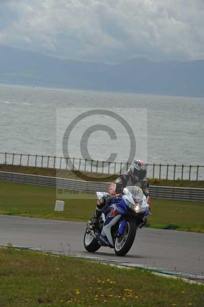 Motorcycle action photographs;Trackday digital images;Ty croes;anglesey;anglesey photographs;event digital images;eventdigitalimages;no limits trackday;peter wileman photography;trac mon;trackday;trackday photos