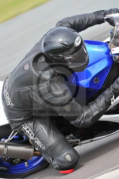 Motorcycle action photographs;Trackday digital images;Ty croes;anglesey;anglesey photographs;event digital images;eventdigitalimages;no limits trackday;peter wileman photography;trac mon;trackday;trackday photos