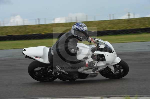 Motorcycle action photographs;Trackday digital images;Ty croes;anglesey;anglesey photographs;event digital images;eventdigitalimages;no limits trackday;peter wileman photography;trac mon;trackday;trackday photos