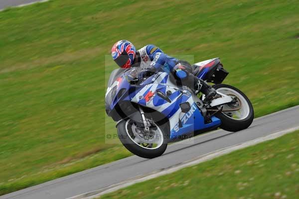 Motorcycle action photographs;Trackday digital images;Ty croes;anglesey;anglesey photographs;event digital images;eventdigitalimages;no limits trackday;peter wileman photography;trac mon;trackday;trackday photos