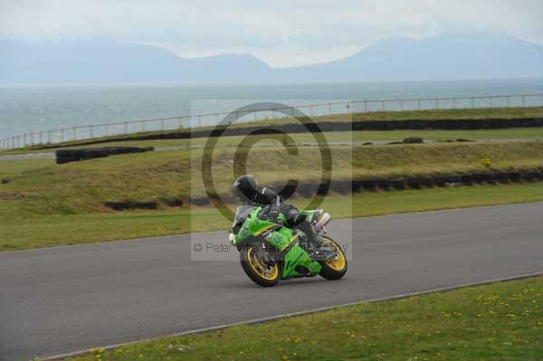 Motorcycle action photographs;Trackday digital images;Ty croes;anglesey;anglesey photographs;event digital images;eventdigitalimages;no limits trackday;peter wileman photography;trac mon;trackday;trackday photos