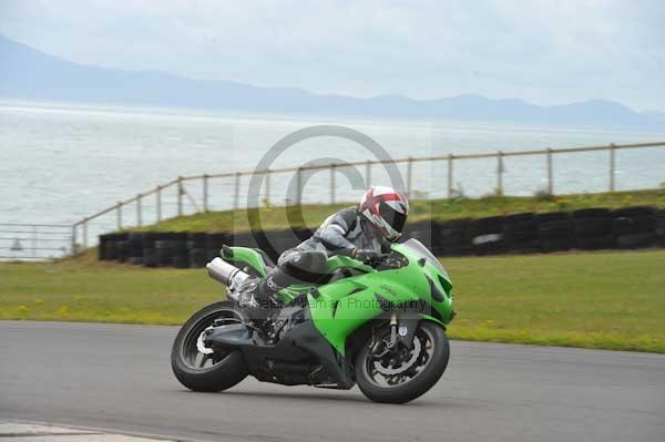 Motorcycle action photographs;Trackday digital images;Ty croes;anglesey;anglesey photographs;event digital images;eventdigitalimages;no limits trackday;peter wileman photography;trac mon;trackday;trackday photos
