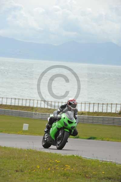 Motorcycle action photographs;Trackday digital images;Ty croes;anglesey;anglesey photographs;event digital images;eventdigitalimages;no limits trackday;peter wileman photography;trac mon;trackday;trackday photos