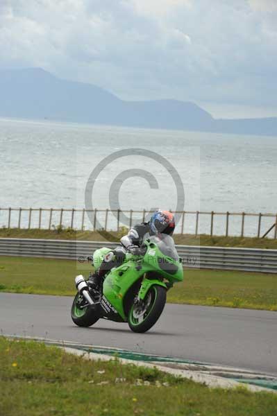 Motorcycle action photographs;Trackday digital images;Ty croes;anglesey;anglesey photographs;event digital images;eventdigitalimages;no limits trackday;peter wileman photography;trac mon;trackday;trackday photos