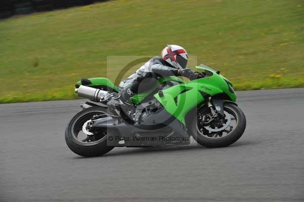 Motorcycle action photographs;Trackday digital images;Ty croes;anglesey;anglesey photographs;event digital images;eventdigitalimages;no limits trackday;peter wileman photography;trac mon;trackday;trackday photos