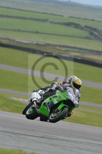 Motorcycle action photographs;Trackday digital images;Ty croes;anglesey;anglesey photographs;event digital images;eventdigitalimages;no limits trackday;peter wileman photography;trac mon;trackday;trackday photos