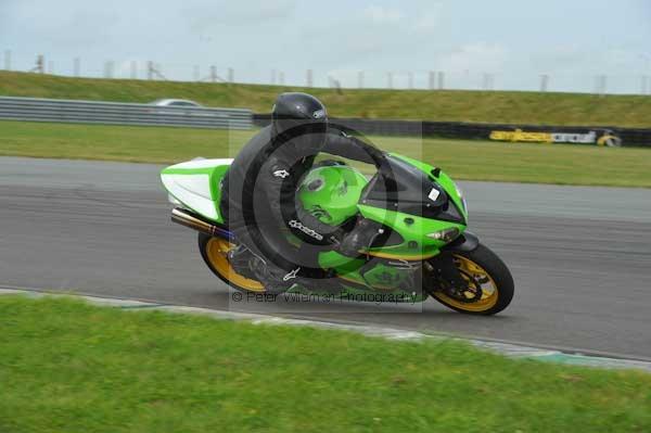Motorcycle action photographs;Trackday digital images;Ty croes;anglesey;anglesey photographs;event digital images;eventdigitalimages;no limits trackday;peter wileman photography;trac mon;trackday;trackday photos