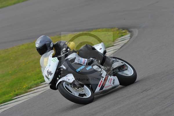 Motorcycle action photographs;Trackday digital images;Ty croes;anglesey;anglesey photographs;event digital images;eventdigitalimages;no limits trackday;peter wileman photography;trac mon;trackday;trackday photos