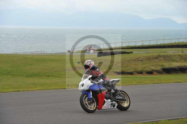 Motorcycle action photographs;Trackday digital images;Ty croes;anglesey;anglesey photographs;event digital images;eventdigitalimages;no limits trackday;peter wileman photography;trac mon;trackday;trackday photos