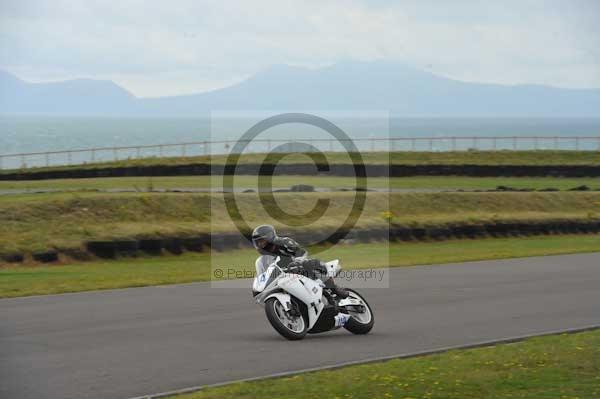 Motorcycle action photographs;Trackday digital images;Ty croes;anglesey;anglesey photographs;event digital images;eventdigitalimages;no limits trackday;peter wileman photography;trac mon;trackday;trackday photos