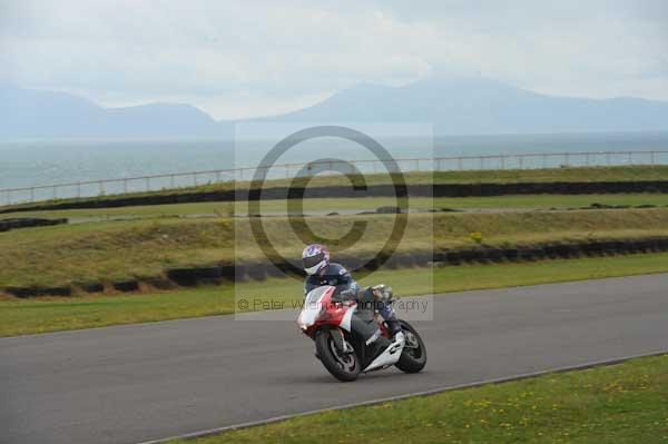Motorcycle action photographs;Trackday digital images;Ty croes;anglesey;anglesey photographs;event digital images;eventdigitalimages;no limits trackday;peter wileman photography;trac mon;trackday;trackday photos