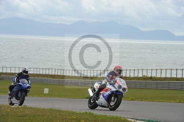 Motorcycle action photographs;Trackday digital images;Ty croes;anglesey;anglesey photographs;event digital images;eventdigitalimages;no limits trackday;peter wileman photography;trac mon;trackday;trackday photos