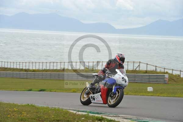 Motorcycle action photographs;Trackday digital images;Ty croes;anglesey;anglesey photographs;event digital images;eventdigitalimages;no limits trackday;peter wileman photography;trac mon;trackday;trackday photos