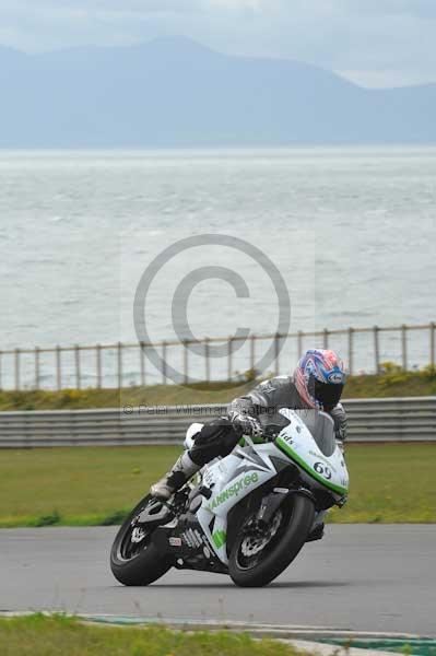 Motorcycle action photographs;Trackday digital images;Ty croes;anglesey;anglesey photographs;event digital images;eventdigitalimages;no limits trackday;peter wileman photography;trac mon;trackday;trackday photos