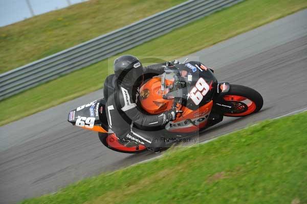 Motorcycle action photographs;Trackday digital images;Ty croes;anglesey;anglesey photographs;event digital images;eventdigitalimages;no limits trackday;peter wileman photography;trac mon;trackday;trackday photos