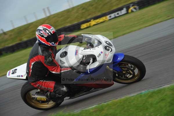 Motorcycle action photographs;Trackday digital images;Ty croes;anglesey;anglesey photographs;event digital images;eventdigitalimages;no limits trackday;peter wileman photography;trac mon;trackday;trackday photos