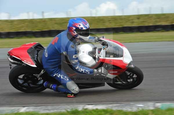 Motorcycle action photographs;Trackday digital images;Ty croes;anglesey;anglesey photographs;event digital images;eventdigitalimages;no limits trackday;peter wileman photography;trac mon;trackday;trackday photos