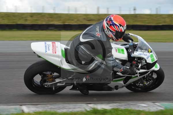 Motorcycle action photographs;Trackday digital images;Ty croes;anglesey;anglesey photographs;event digital images;eventdigitalimages;no limits trackday;peter wileman photography;trac mon;trackday;trackday photos