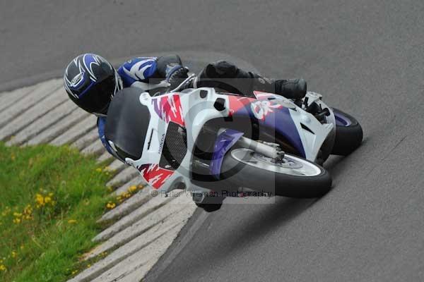 Motorcycle action photographs;Trackday digital images;Ty croes;anglesey;anglesey photographs;event digital images;eventdigitalimages;no limits trackday;peter wileman photography;trac mon;trackday;trackday photos