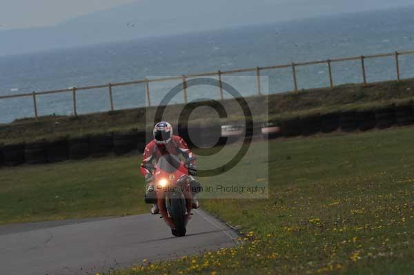 Motorcycle action photographs;Trackday digital images;Ty croes;anglesey;anglesey photographs;event digital images;eventdigitalimages;no limits trackday;peter wileman photography;trac mon;trackday;trackday photos