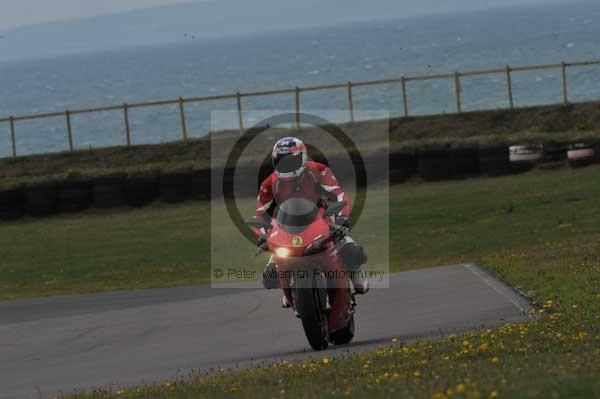 Motorcycle action photographs;Trackday digital images;Ty croes;anglesey;anglesey photographs;event digital images;eventdigitalimages;no limits trackday;peter wileman photography;trac mon;trackday;trackday photos