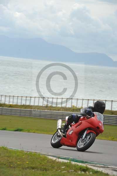 Motorcycle action photographs;Trackday digital images;Ty croes;anglesey;anglesey photographs;event digital images;eventdigitalimages;no limits trackday;peter wileman photography;trac mon;trackday;trackday photos