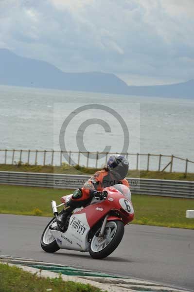 Motorcycle action photographs;Trackday digital images;Ty croes;anglesey;anglesey photographs;event digital images;eventdigitalimages;no limits trackday;peter wileman photography;trac mon;trackday;trackday photos