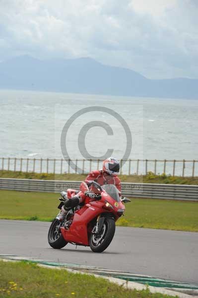 Motorcycle action photographs;Trackday digital images;Ty croes;anglesey;anglesey photographs;event digital images;eventdigitalimages;no limits trackday;peter wileman photography;trac mon;trackday;trackday photos