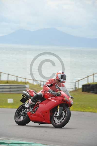 Motorcycle action photographs;Trackday digital images;Ty croes;anglesey;anglesey photographs;event digital images;eventdigitalimages;no limits trackday;peter wileman photography;trac mon;trackday;trackday photos