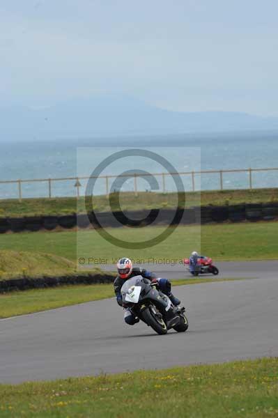 Motorcycle action photographs;Trackday digital images;Ty croes;anglesey;anglesey photographs;event digital images;eventdigitalimages;no limits trackday;peter wileman photography;trac mon;trackday;trackday photos