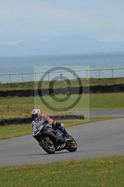 Motorcycle action photographs;Trackday digital images;Ty croes;anglesey;anglesey photographs;event digital images;eventdigitalimages;no limits trackday;peter wileman photography;trac mon;trackday;trackday photos