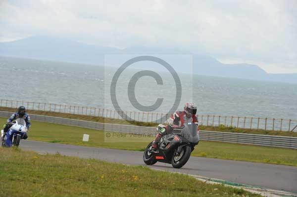 Motorcycle action photographs;Trackday digital images;Ty croes;anglesey;anglesey photographs;event digital images;eventdigitalimages;no limits trackday;peter wileman photography;trac mon;trackday;trackday photos
