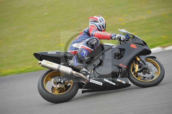 Motorcycle action photographs;Trackday digital images;Ty croes;anglesey;anglesey photographs;event digital images;eventdigitalimages;no limits trackday;peter wileman photography;trac mon;trackday;trackday photos
