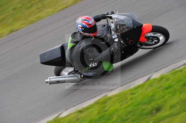 Motorcycle action photographs;Trackday digital images;Ty croes;anglesey;anglesey photographs;event digital images;eventdigitalimages;no limits trackday;peter wileman photography;trac mon;trackday;trackday photos