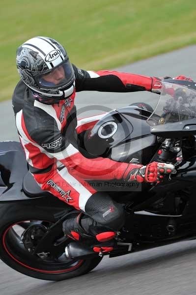 Motorcycle action photographs;Trackday digital images;Ty croes;anglesey;anglesey photographs;event digital images;eventdigitalimages;no limits trackday;peter wileman photography;trac mon;trackday;trackday photos