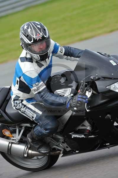 Motorcycle action photographs;Trackday digital images;Ty croes;anglesey;anglesey photographs;event digital images;eventdigitalimages;no limits trackday;peter wileman photography;trac mon;trackday;trackday photos