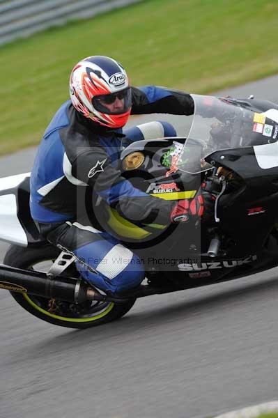 Motorcycle action photographs;Trackday digital images;Ty croes;anglesey;anglesey photographs;event digital images;eventdigitalimages;no limits trackday;peter wileman photography;trac mon;trackday;trackday photos