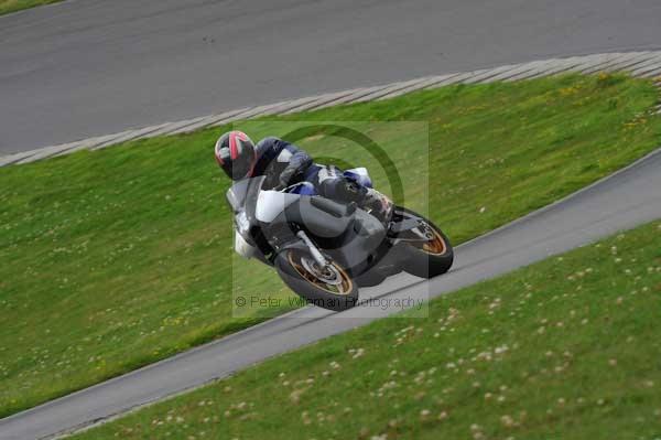 Motorcycle action photographs;Trackday digital images;Ty croes;anglesey;anglesey photographs;event digital images;eventdigitalimages;no limits trackday;peter wileman photography;trac mon;trackday;trackday photos