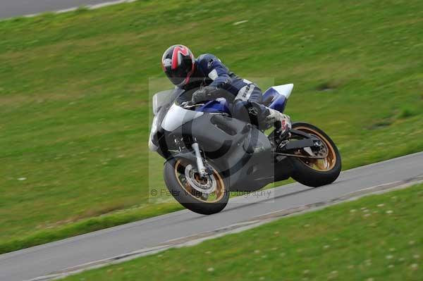 Motorcycle action photographs;Trackday digital images;Ty croes;anglesey;anglesey photographs;event digital images;eventdigitalimages;no limits trackday;peter wileman photography;trac mon;trackday;trackday photos