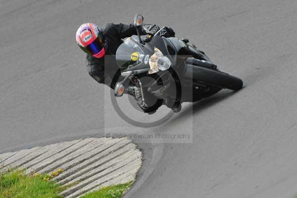 Motorcycle action photographs;Trackday digital images;Ty croes;anglesey;anglesey photographs;event digital images;eventdigitalimages;no limits trackday;peter wileman photography;trac mon;trackday;trackday photos