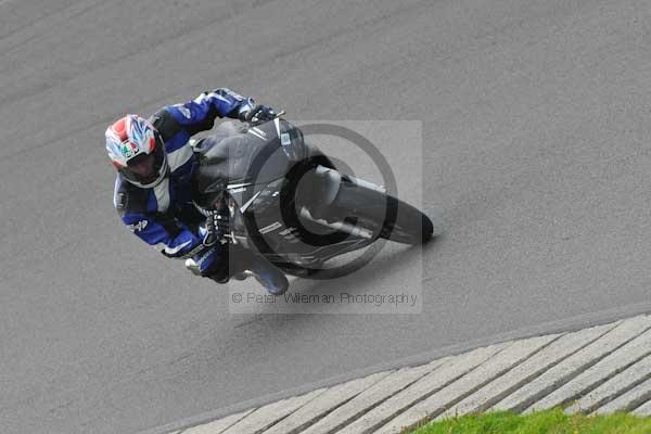 Motorcycle action photographs;Trackday digital images;Ty croes;anglesey;anglesey photographs;event digital images;eventdigitalimages;no limits trackday;peter wileman photography;trac mon;trackday;trackday photos
