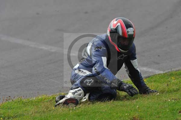 Motorcycle action photographs;Trackday digital images;Ty croes;anglesey;anglesey photographs;event digital images;eventdigitalimages;no limits trackday;peter wileman photography;trac mon;trackday;trackday photos