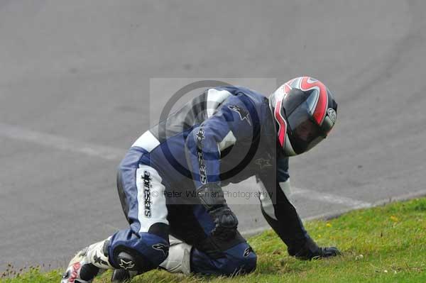 Motorcycle action photographs;Trackday digital images;Ty croes;anglesey;anglesey photographs;event digital images;eventdigitalimages;no limits trackday;peter wileman photography;trac mon;trackday;trackday photos
