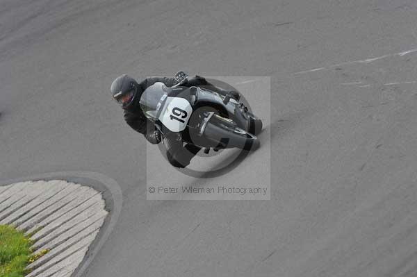 Motorcycle action photographs;Trackday digital images;Ty croes;anglesey;anglesey photographs;event digital images;eventdigitalimages;no limits trackday;peter wileman photography;trac mon;trackday;trackday photos