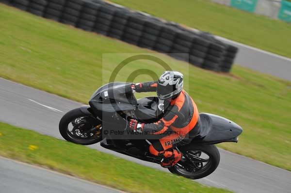 Motorcycle action photographs;Trackday digital images;Ty croes;anglesey;anglesey photographs;event digital images;eventdigitalimages;no limits trackday;peter wileman photography;trac mon;trackday;trackday photos