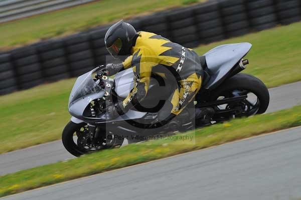 Motorcycle action photographs;Trackday digital images;Ty croes;anglesey;anglesey photographs;event digital images;eventdigitalimages;no limits trackday;peter wileman photography;trac mon;trackday;trackday photos